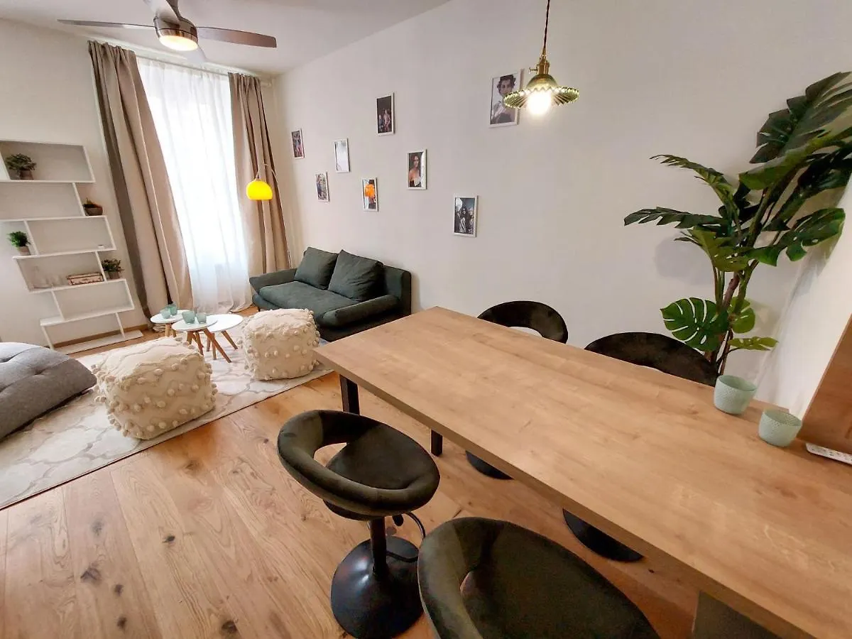 Apartment Maria Hilf 1-2 Double By Interhome Vienna